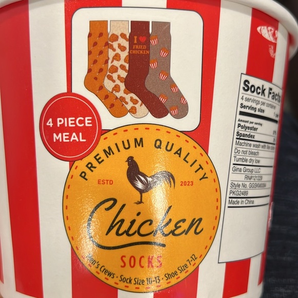 NWT 4 piece Chicken Bucket Socks. Mens Crew Socks. - Picture 4 of 5
